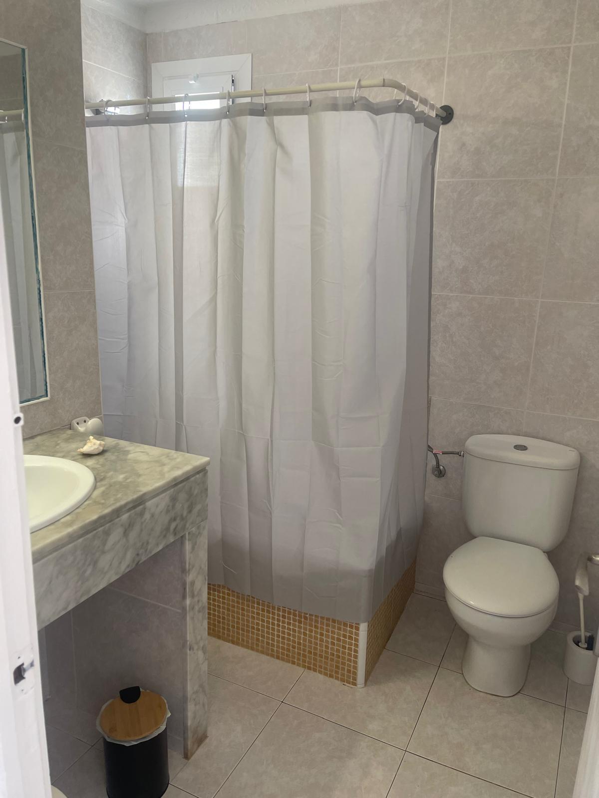 Alojamiento Delfimar Sur – baño